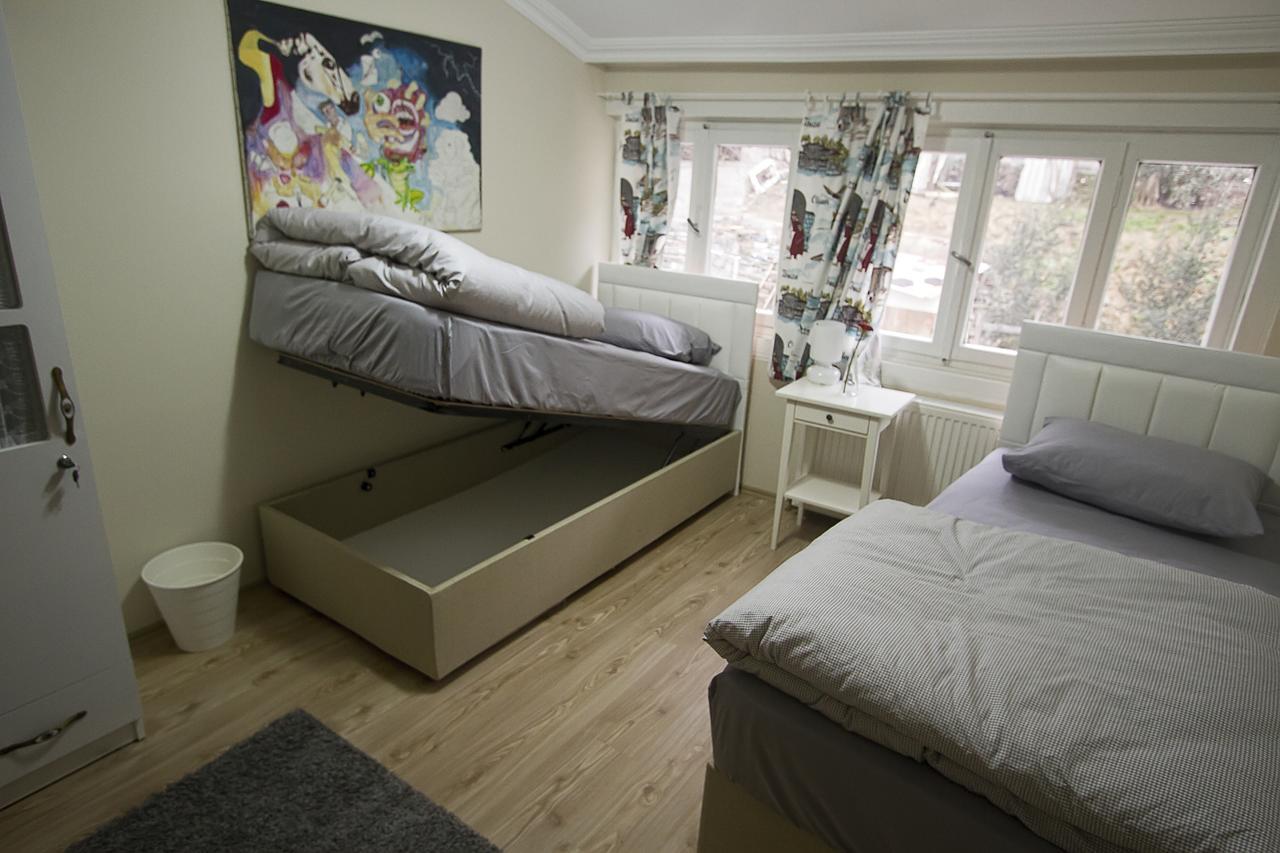 Готель Istanbul Erasmus House Екстер'єр фото