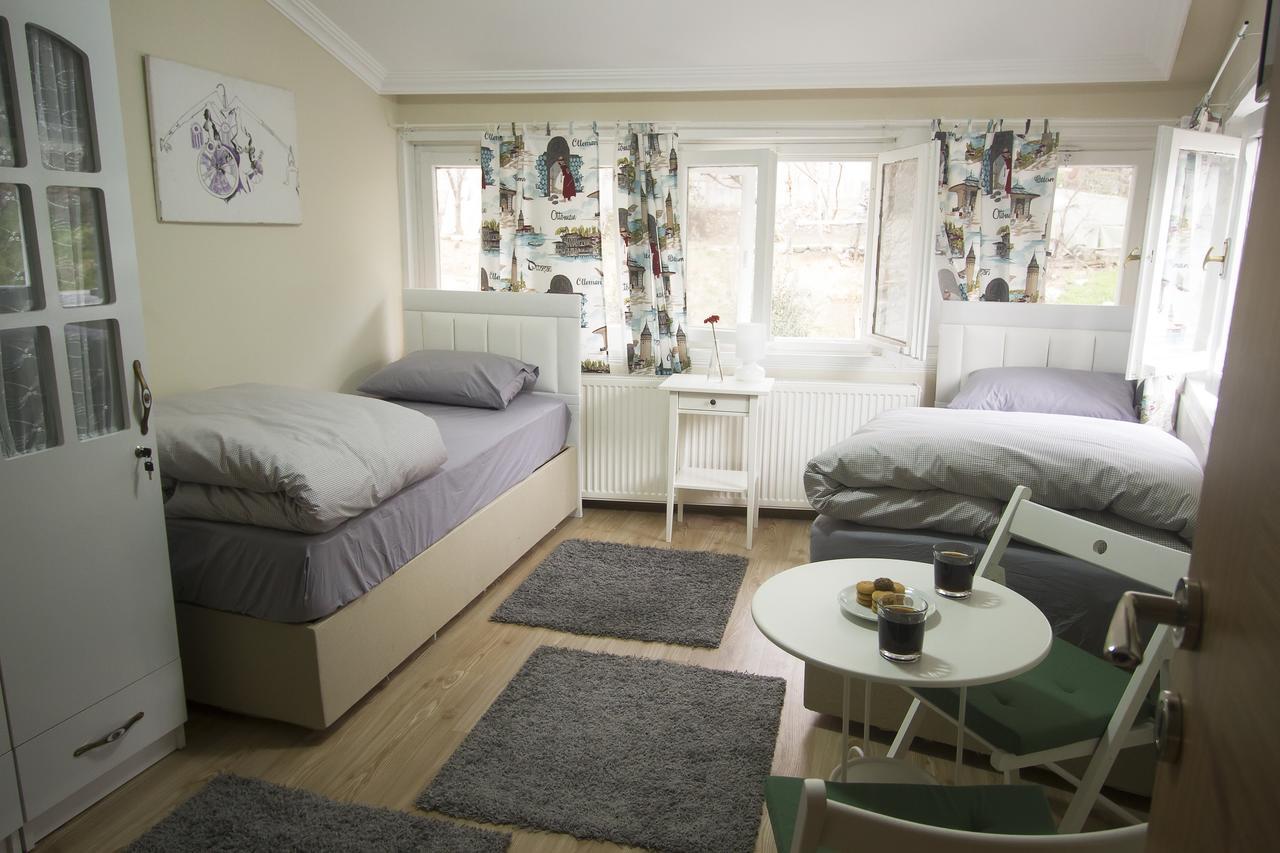 Готель Istanbul Erasmus House Екстер'єр фото