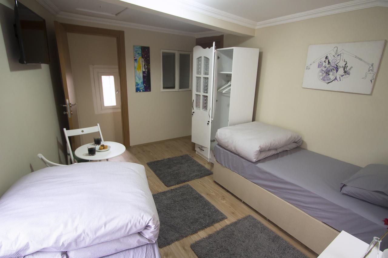 Готель Istanbul Erasmus House Екстер'єр фото